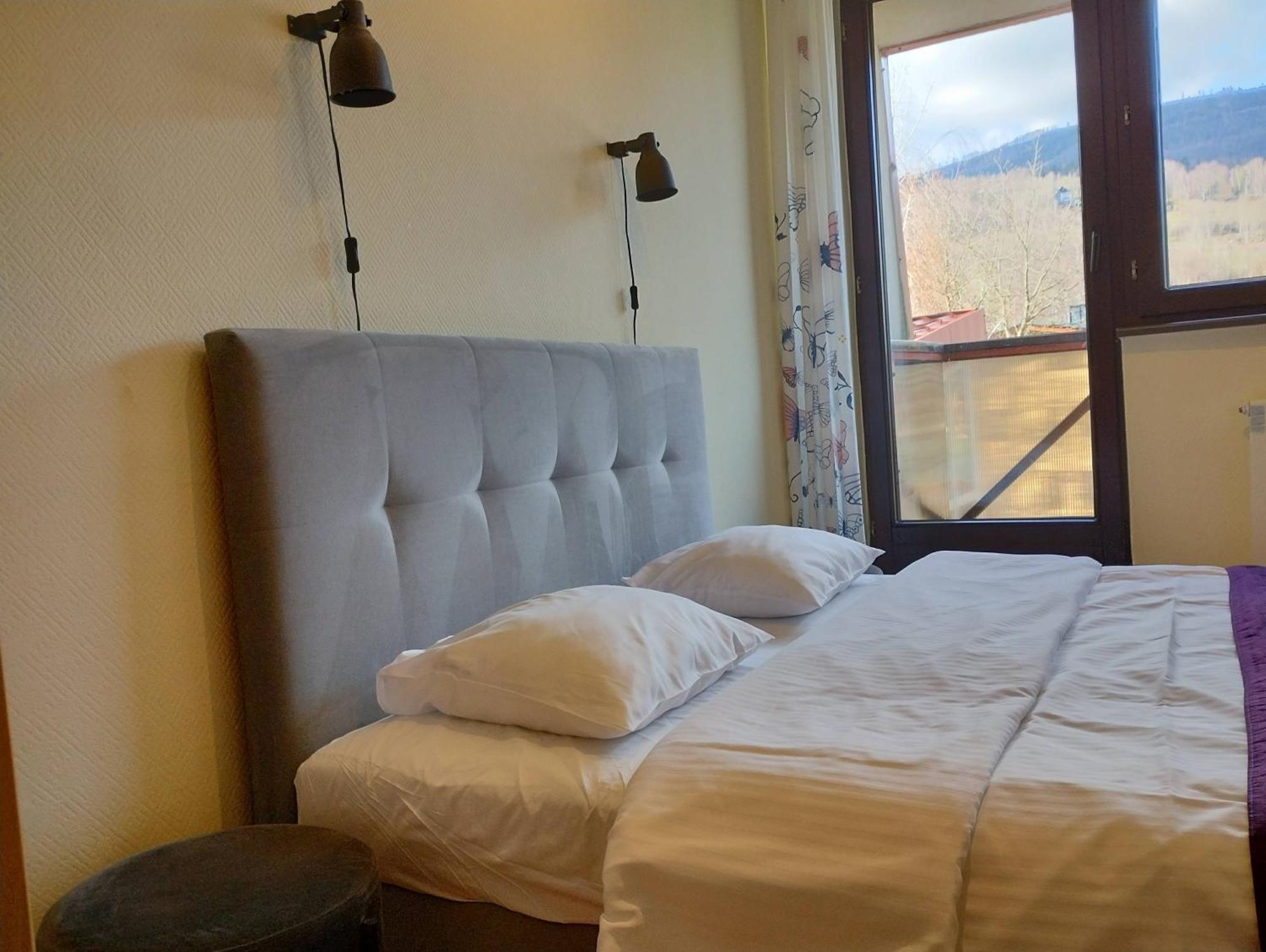 Bed and Breakfast Osrodek Wypoczynkowy Zapalenica Щирк Экстерьер фото