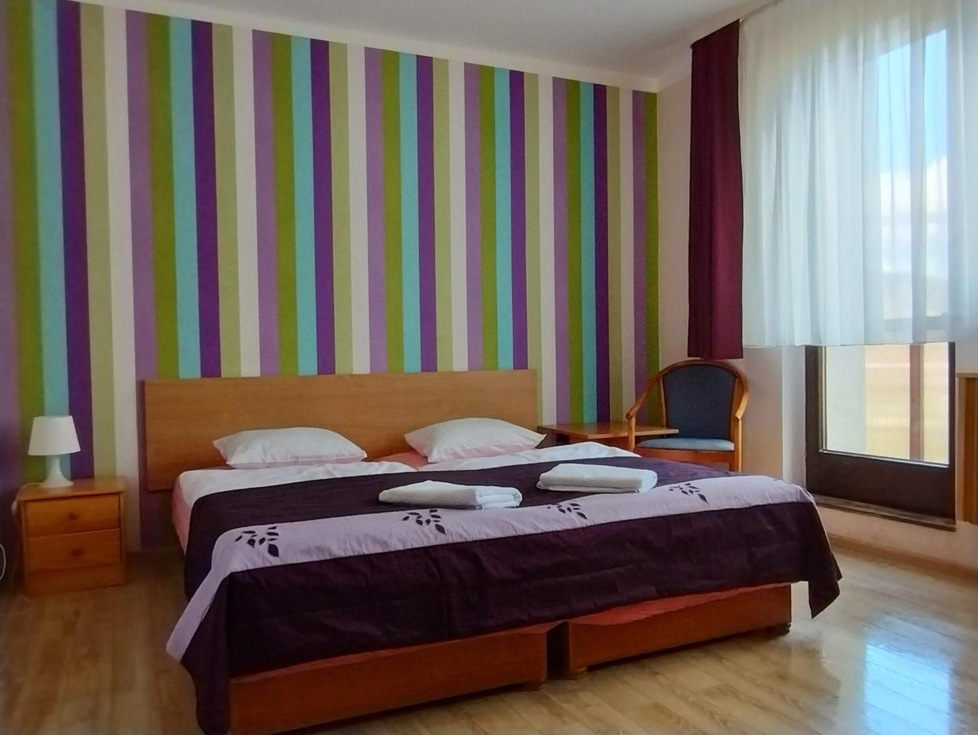 Bed and Breakfast Osrodek Wypoczynkowy Zapalenica Щирк Экстерьер фото